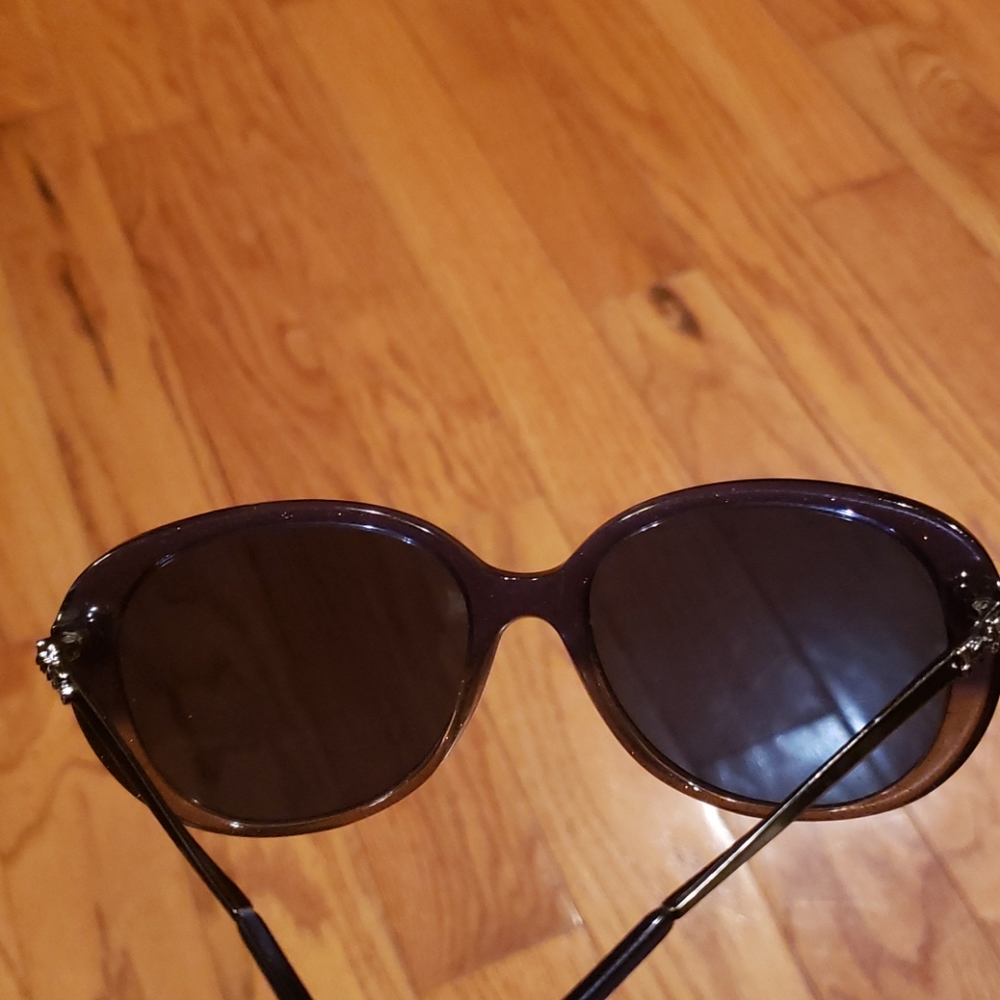 Coach sunglasses Authentic - Picture 9 of 11